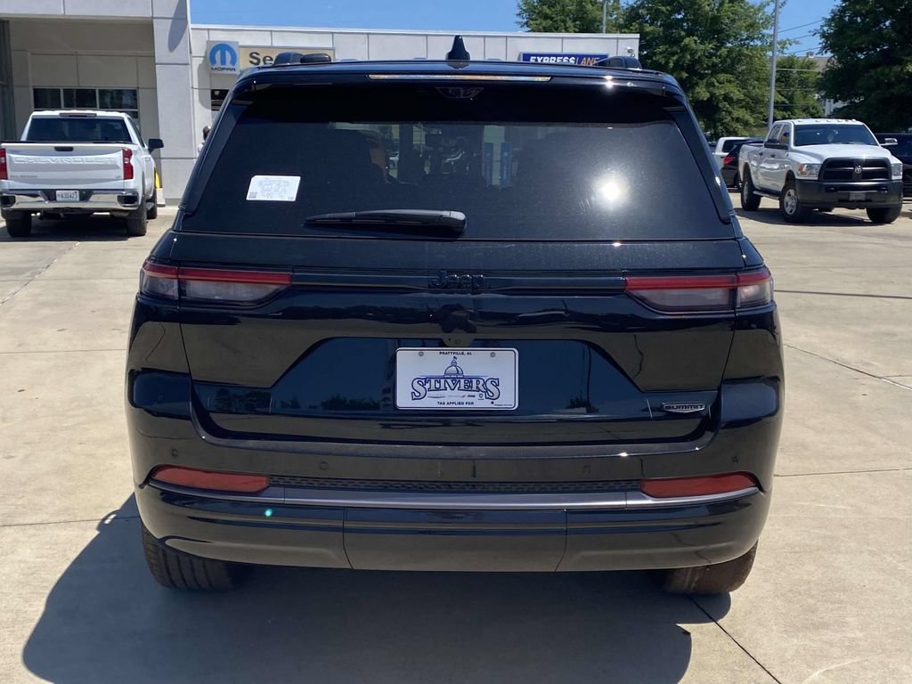 New 2026 Jeep Grand Cherokee Summit w/ Obsidian Package AWD/4WD image 6