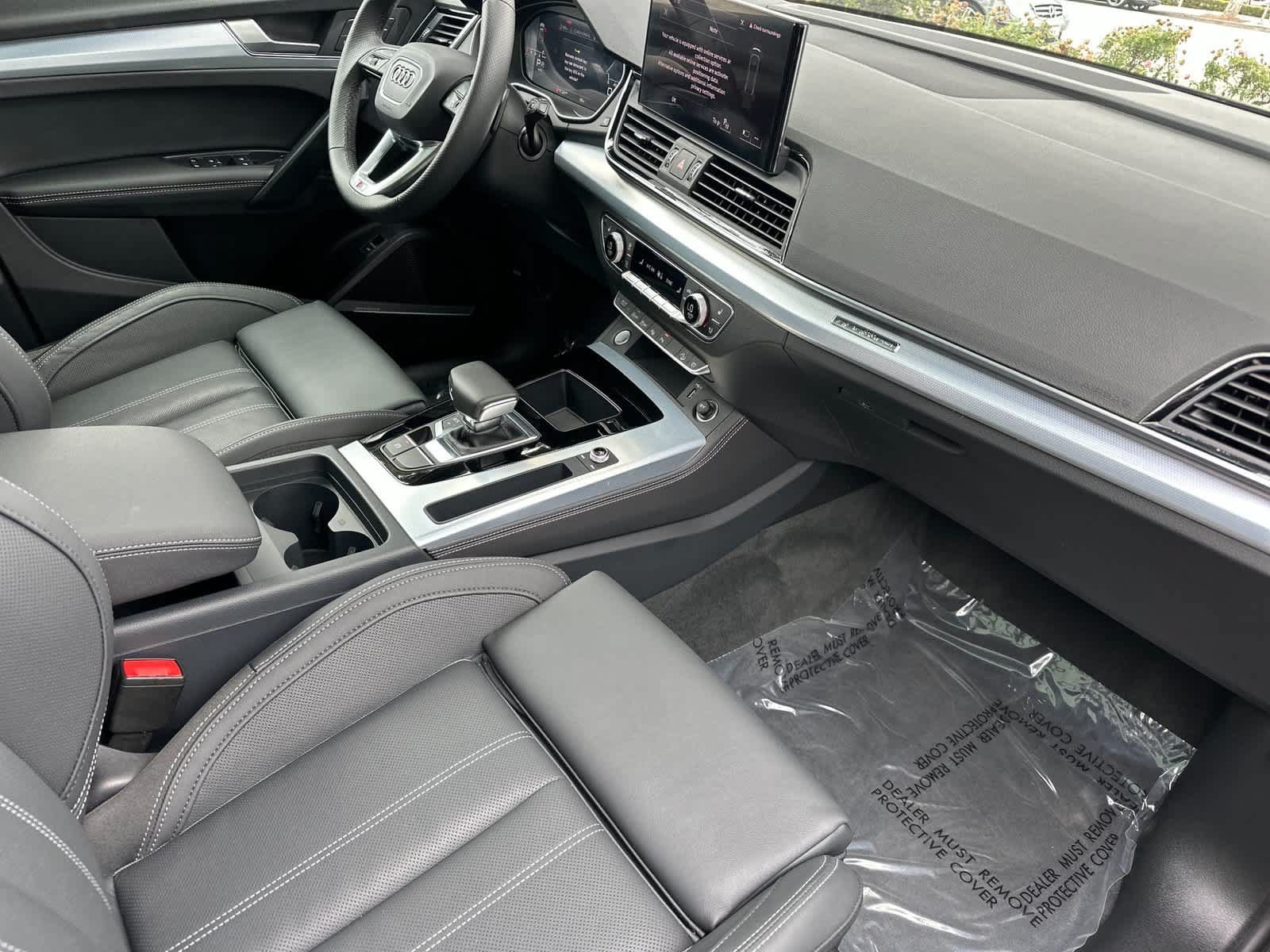 Used 2025 Audi Q5 Prestige w/ Prestige Package AWD/4WD image 15