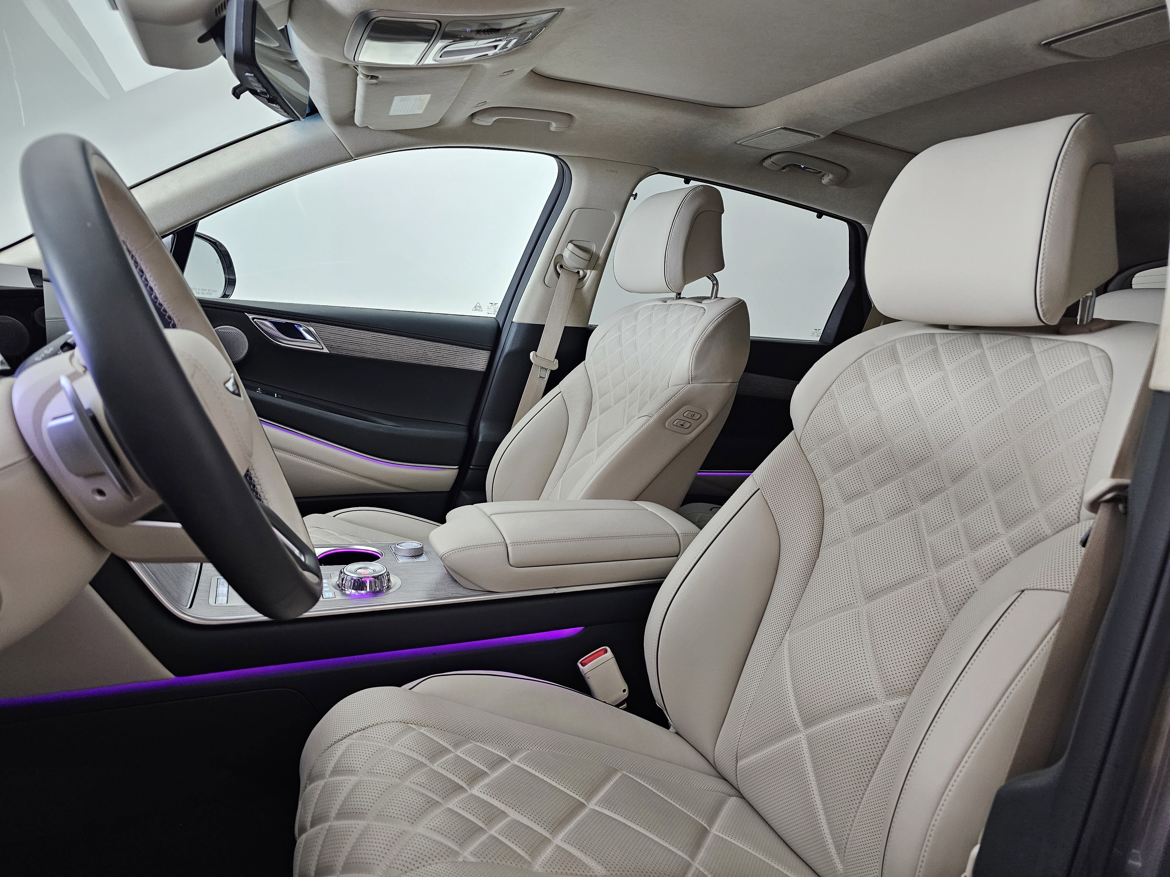 Used 2025 Genesis GV80 3.5T Prestige image 9