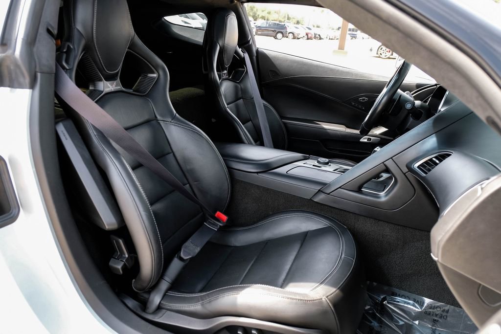 Used 2017 Chevrolet Corvette Stingray Coupe w/ 3LT Preferred Equipment Group image 32
