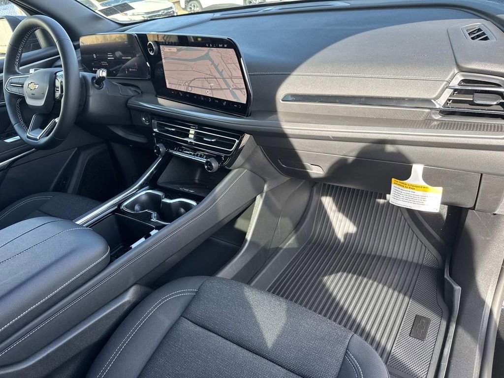 New 2026 Chevrolet Traverse LT w/ Driver Confidence Package image 14