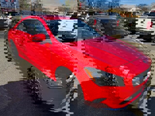 Used 2018 Mercedes-Benz CLA 250 4MATIC image 4