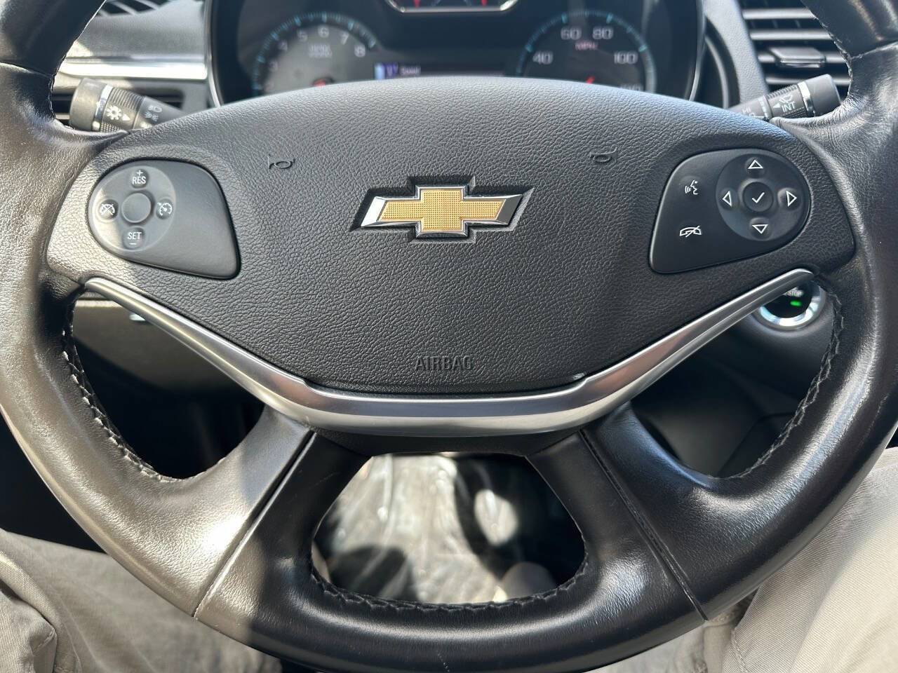 Used 2018 Chevrolet Impala LT image 15