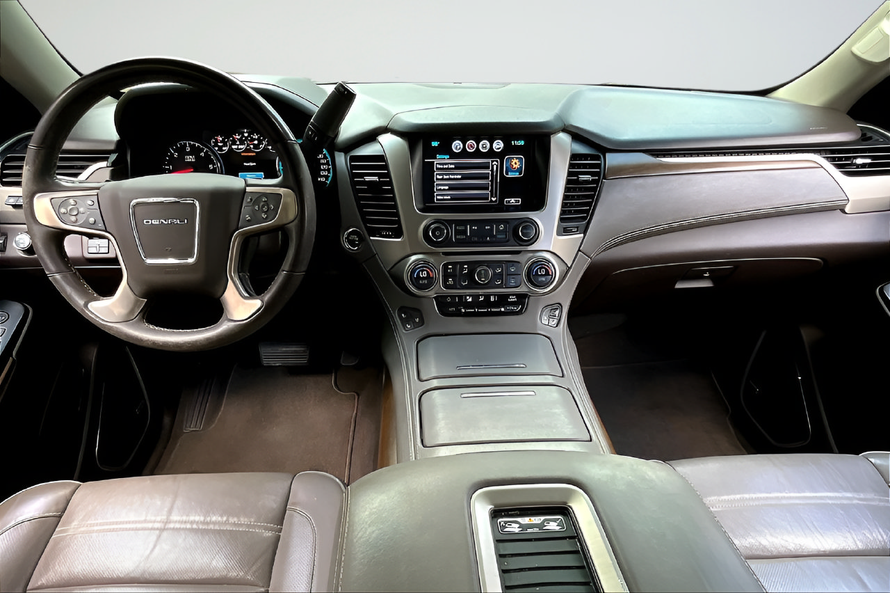 Used 2020 GMC Yukon Denali RWD image 7