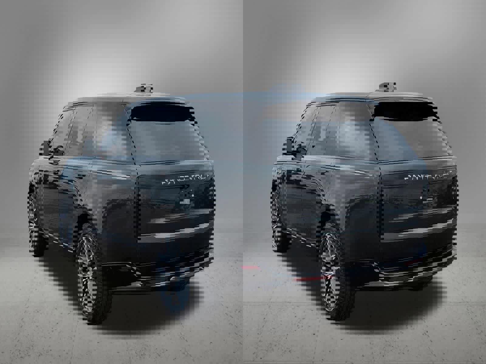 Used 2024 Land Rover Range Rover SE image 4