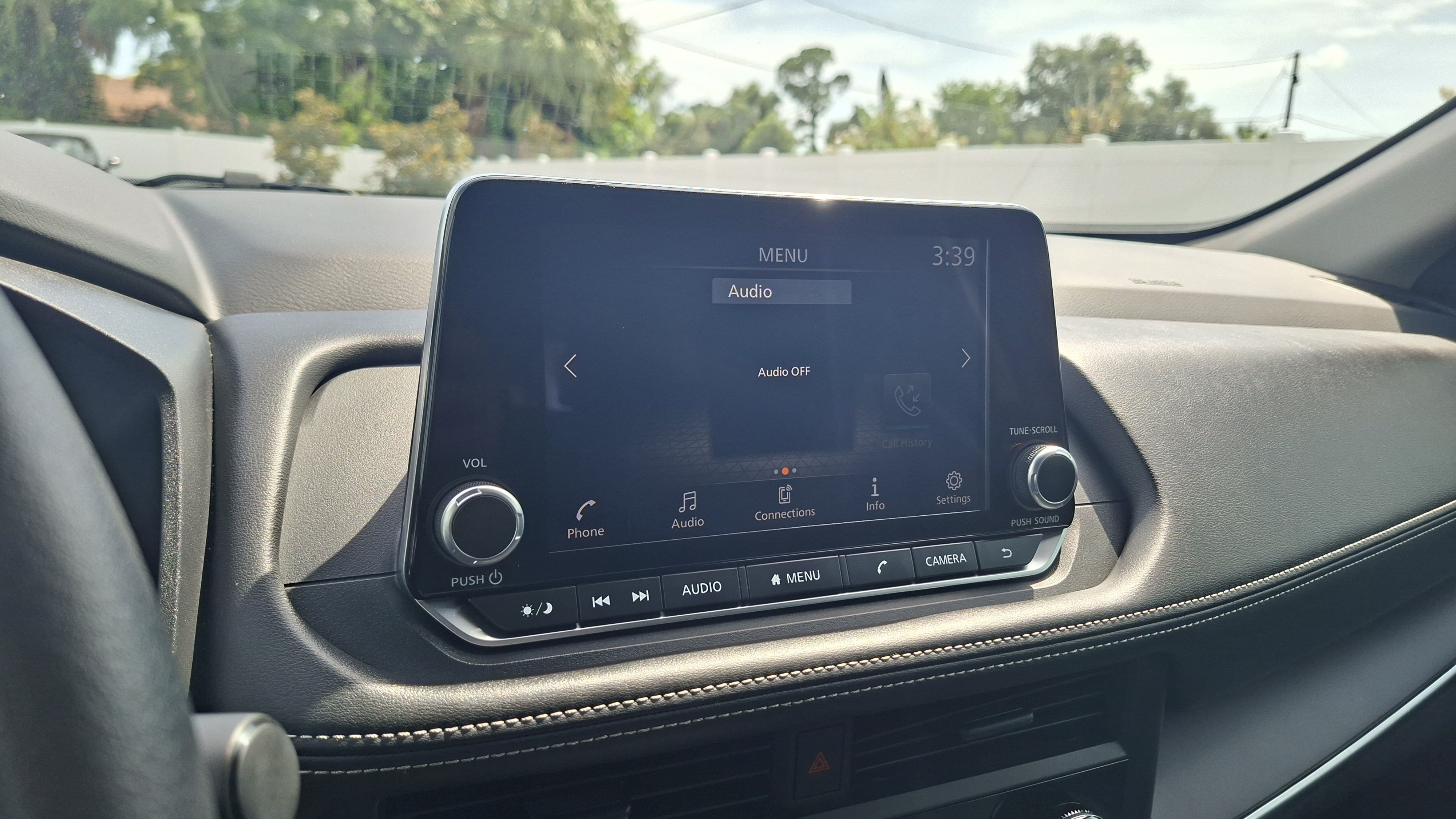 Certified 2025 Nissan Rogue S FWD image 14