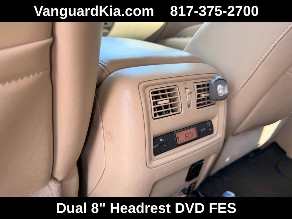 Used 2017 Nissan Pathfinder Platinum w/ Family Entertainment Package AWD/4WD image 27