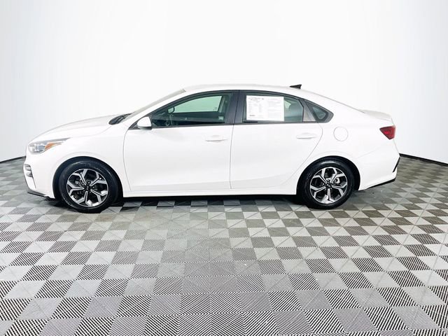 Used 2020 Kia Forte LXS FWD image 5