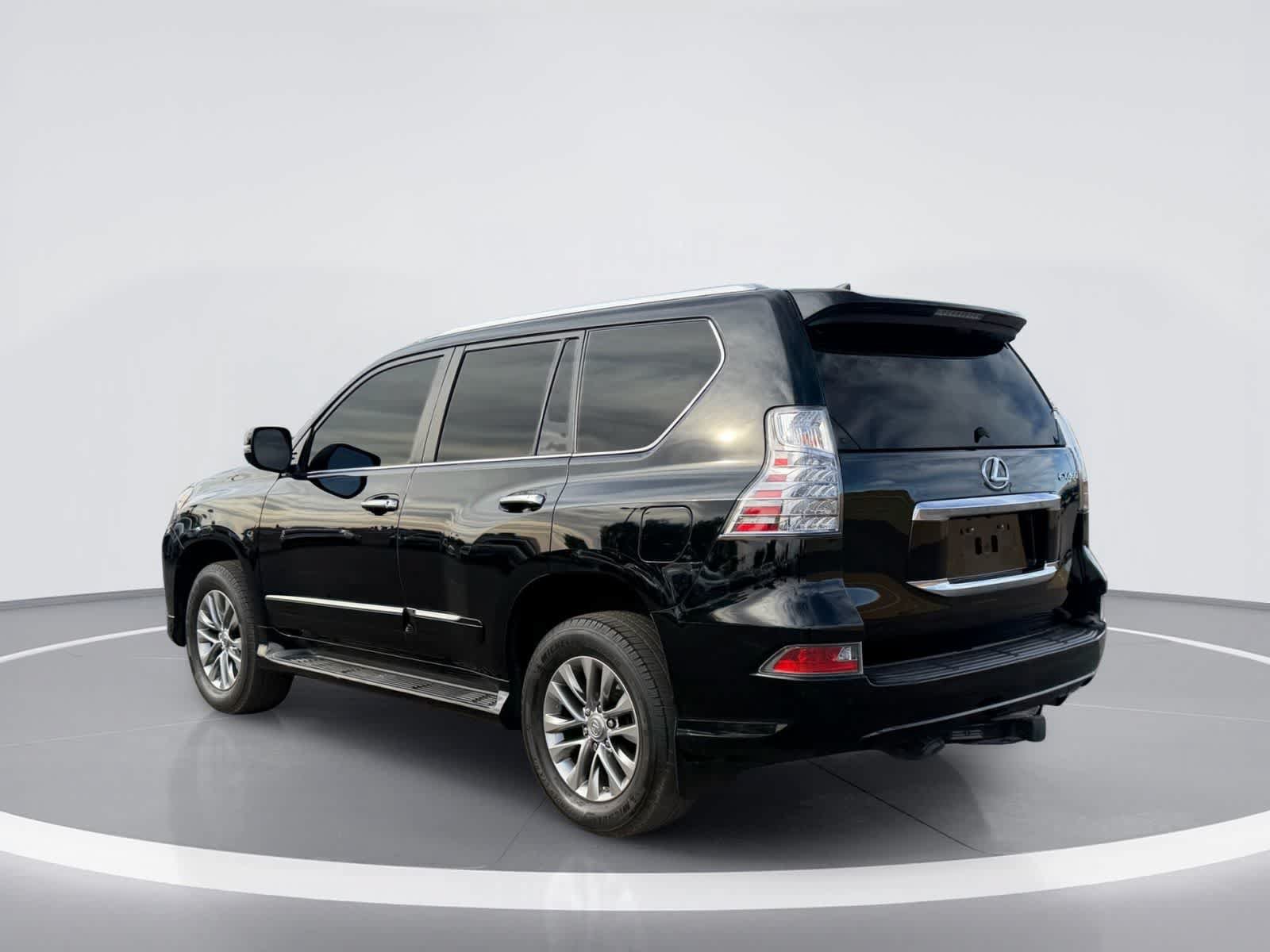 Used 2016 Lexus GX 460 Luxury AWD/4WD image 3