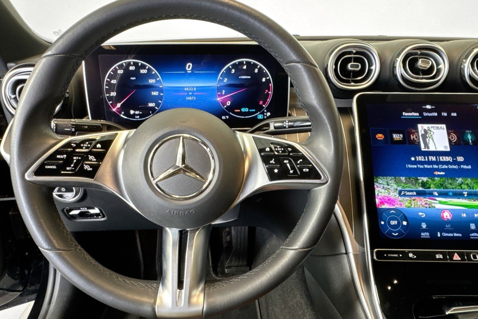 Used 2022 Mercedes-Benz C 300 Sedan image 11