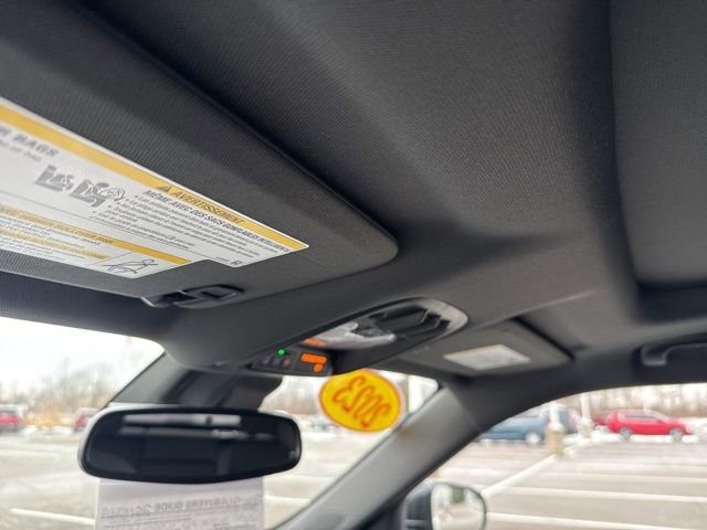 Used 2023 Chevrolet TrailBlazer RS w/ Sun and Liftgate Package image 42