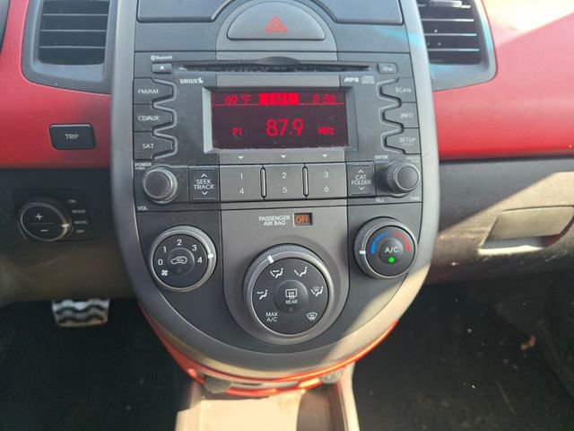 Used 2010 Kia Soul Sport FWD image 18