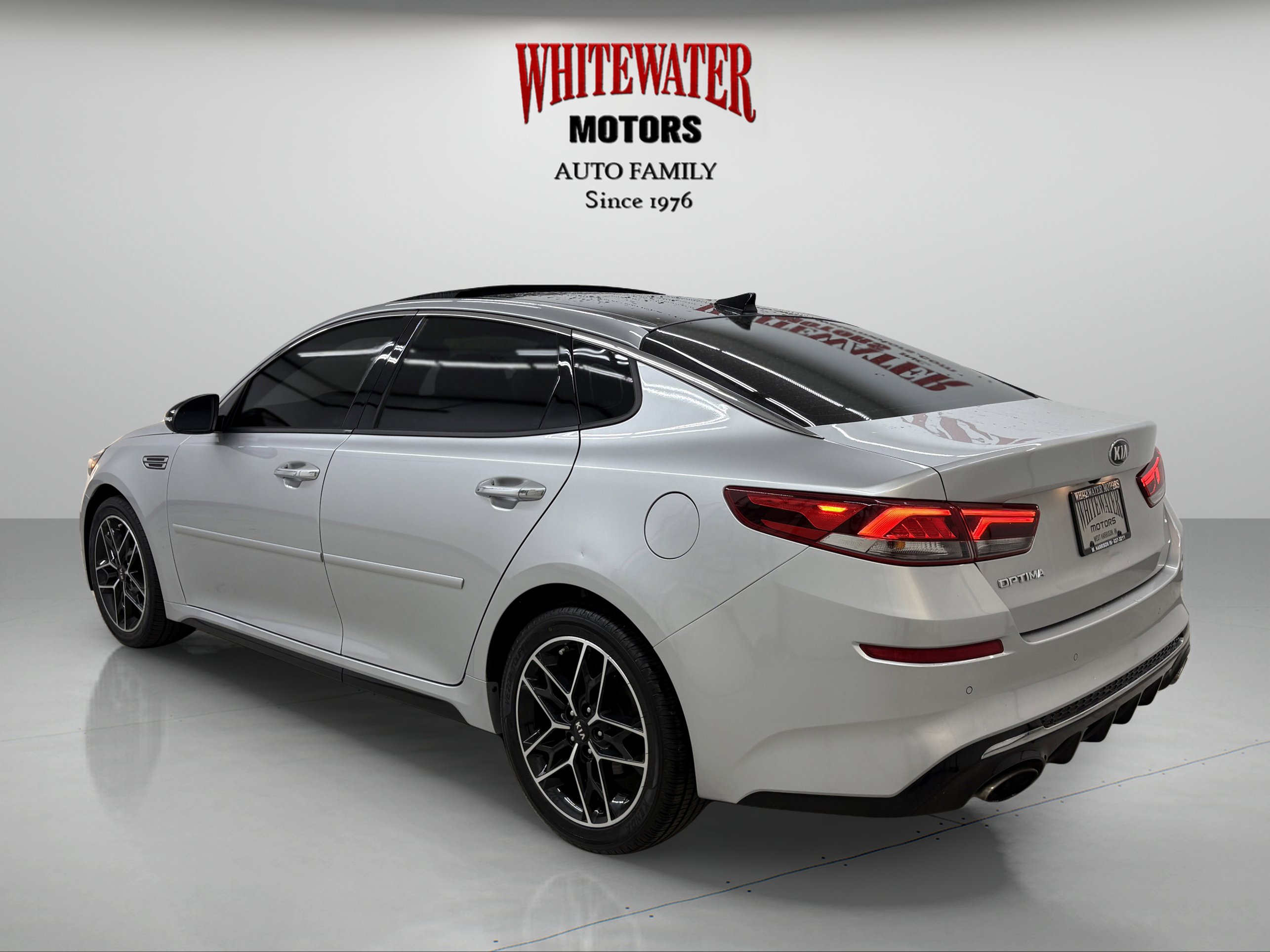 Used 2020 Kia Optima SE image 2