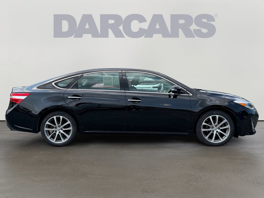 Used 2015 Toyota Avalon XLE Touring FWD image 8
