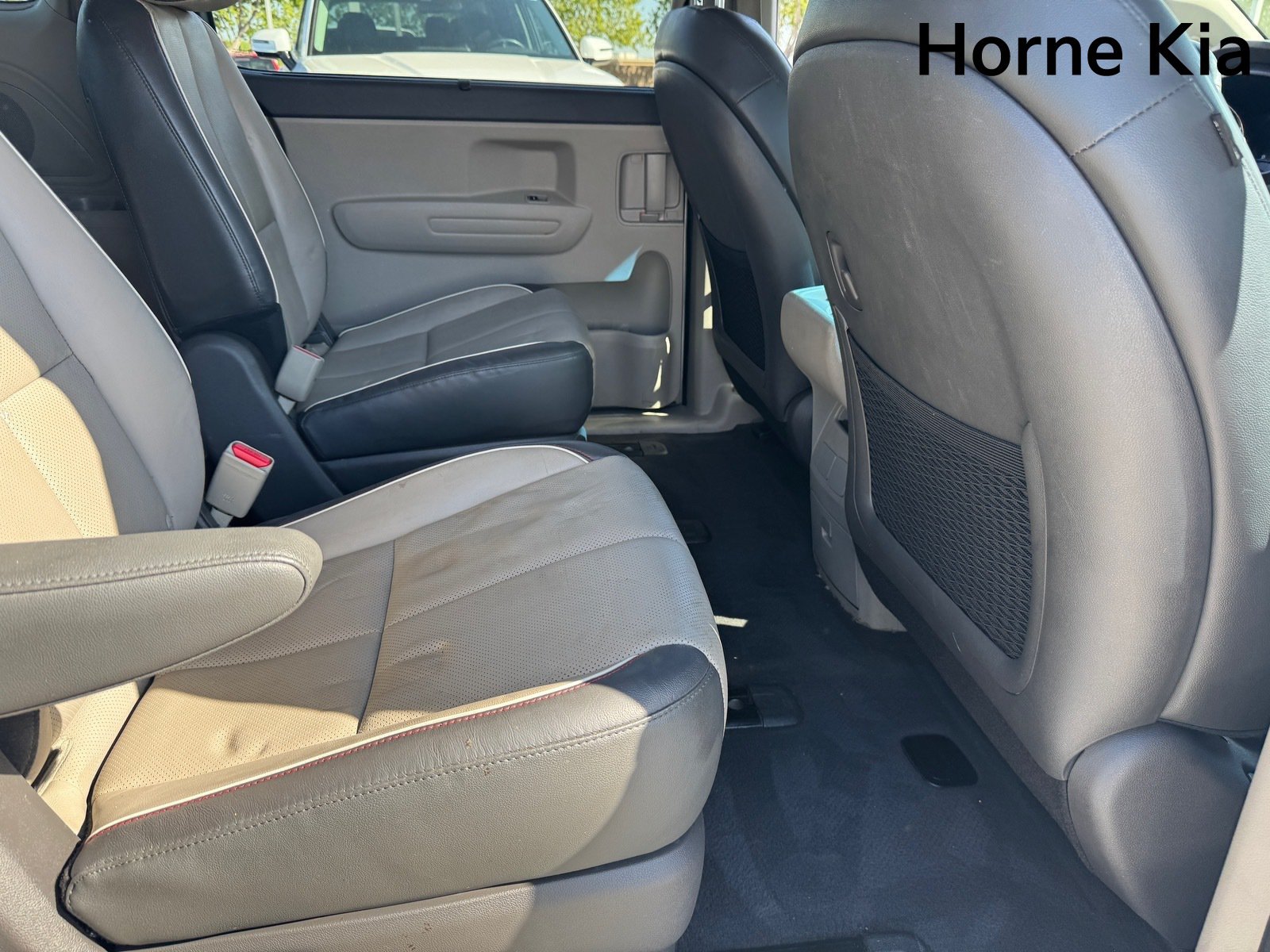 Used 2018 Kia Sedona LX w/ LX Essentials Premium Package FWD image 30