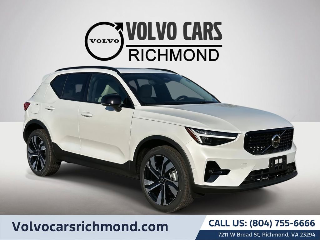 New 2026 Volvo XC40 B5 Ultra w/ Protection Package Premier