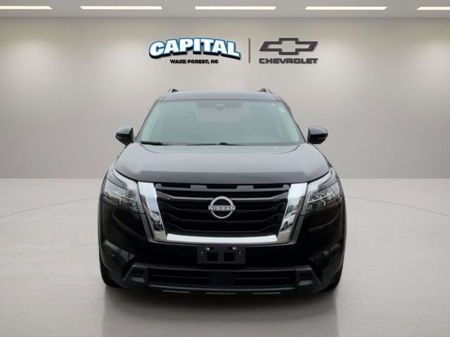 Used 2024 Nissan Pathfinder SV image 8