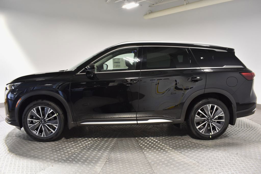 New 2026 INFINITI QX60 Luxe w/ Family Package image 2