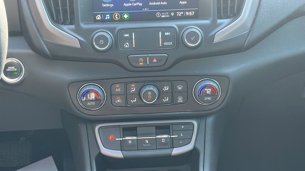 Used 2024 GMC Terrain AT4 image 18