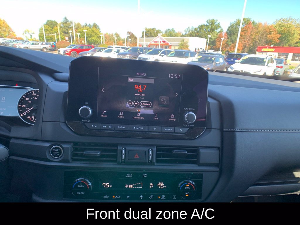 Used 2023 Nissan Pathfinder S AWD/4WD image 18