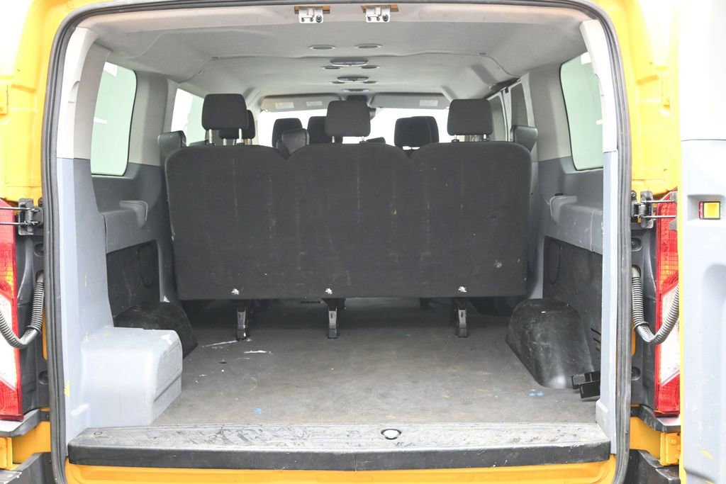 Used 2018 Ford Transit 150 XL RWD image 15