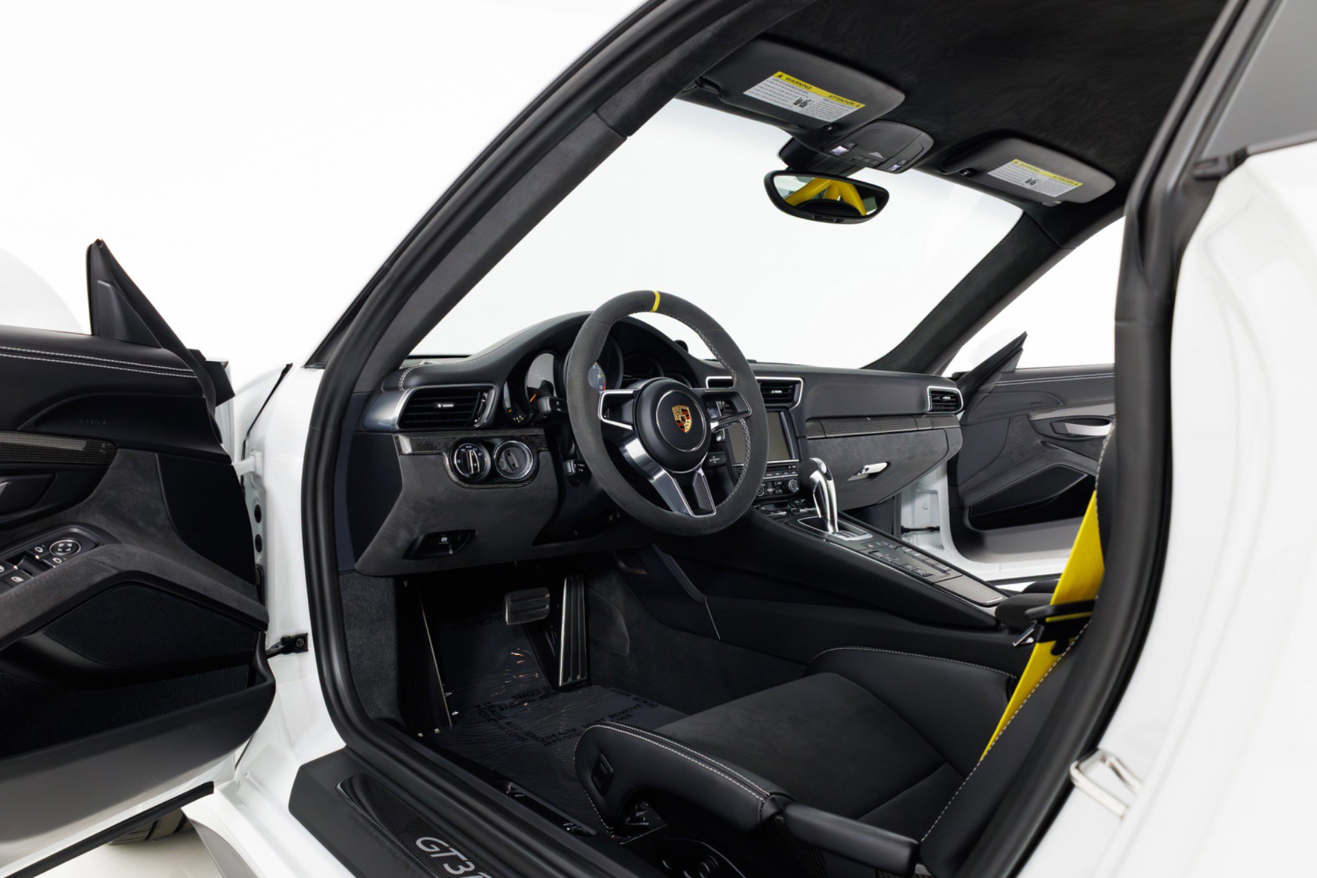 Used 2016 Porsche 911 GT3 RS image 14