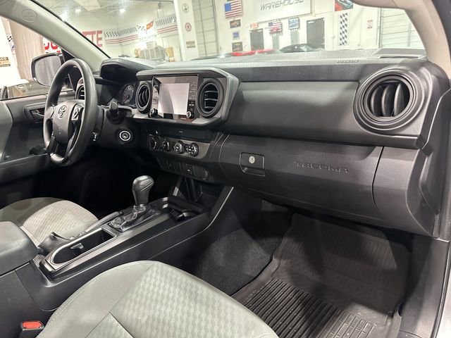Used 2021 Toyota Tacoma SR AWD/4WD image 14