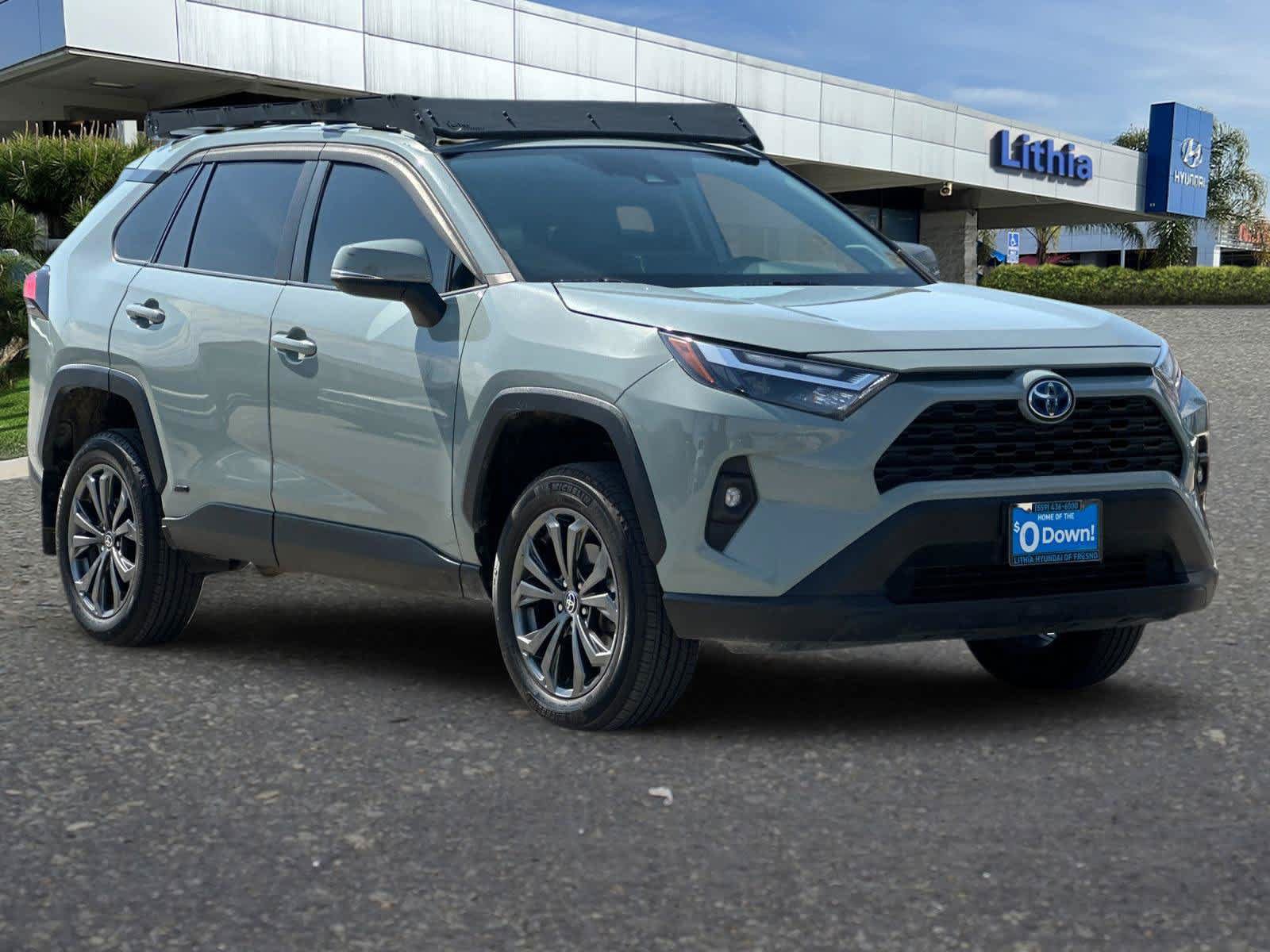 Used 2023 Toyota RAV4 XLE Premium AWD/4WD image 10