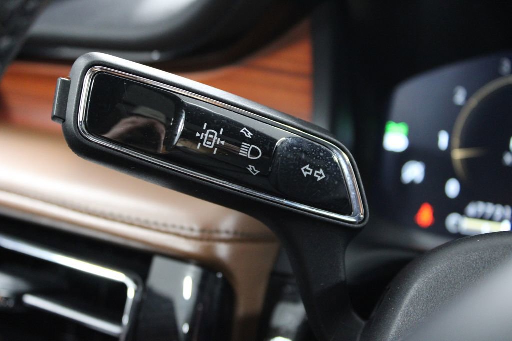 Used 2024 Lincoln Aviator Reserve w/ Equipment Group 201A image 40