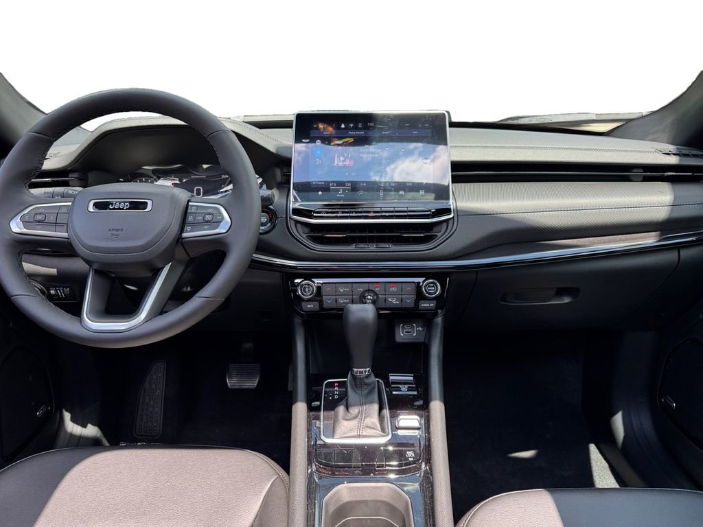 New 2025 Jeep Compass Limited w/ Sun & Sound Group image 11