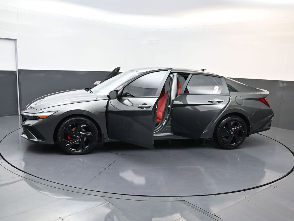 New 2026 Hyundai Elantra Sport image 35