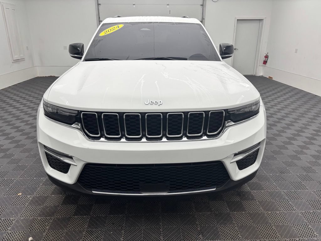 Used 2024 Jeep Grand Cherokee Limited AWD/4WD image 14