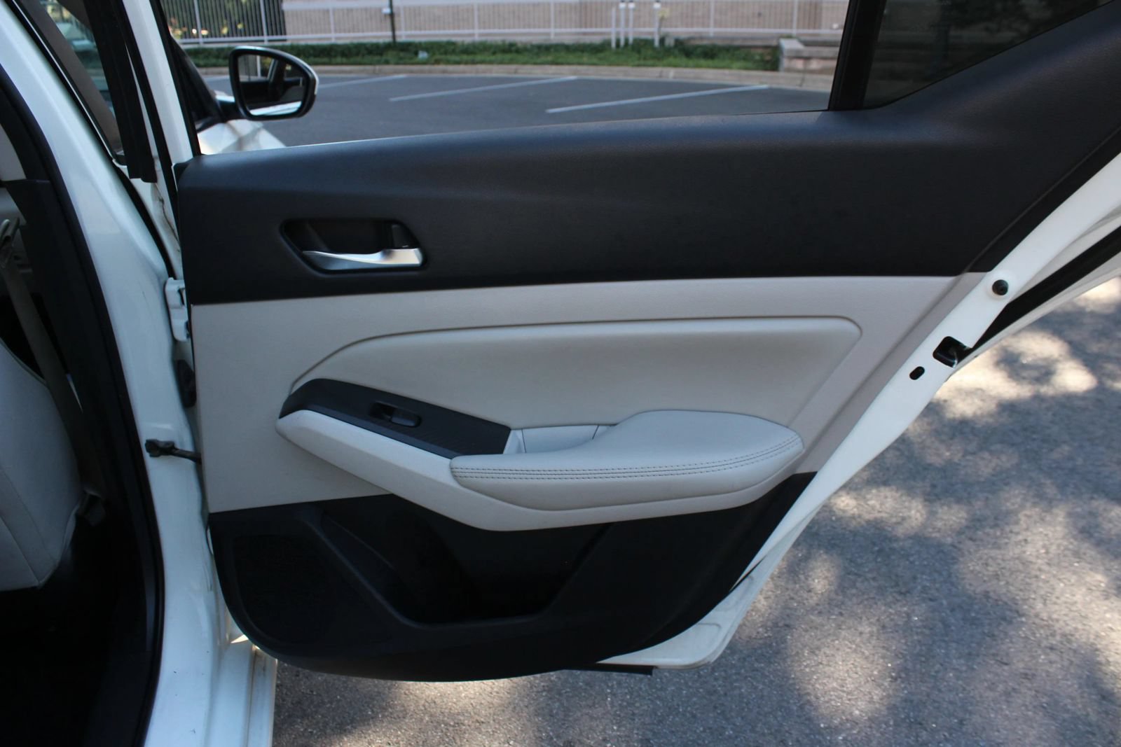 Used 2020 Nissan Altima 2.5 S FWD image 24