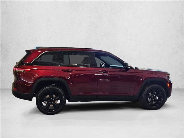 New 2026 Jeep Grand Cherokee Limited w/ Limited Altitude Package AWD/4WD image 5
