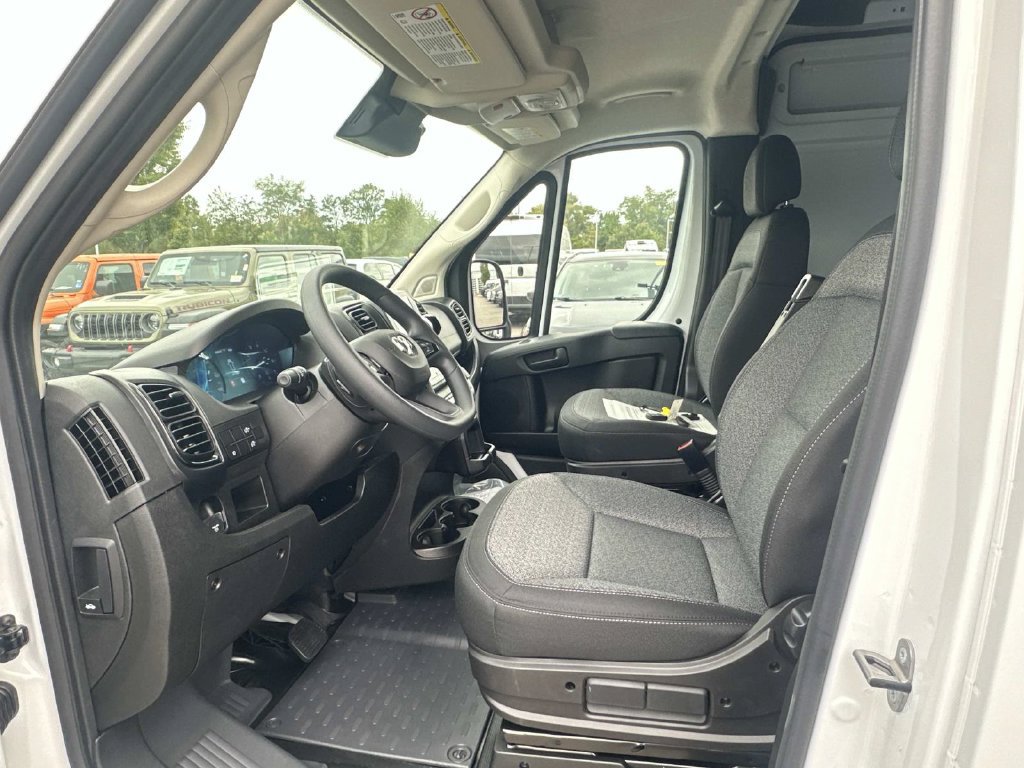 New 2026 RAM ProMaster 2500 w/ Convenience Group FWD image 15