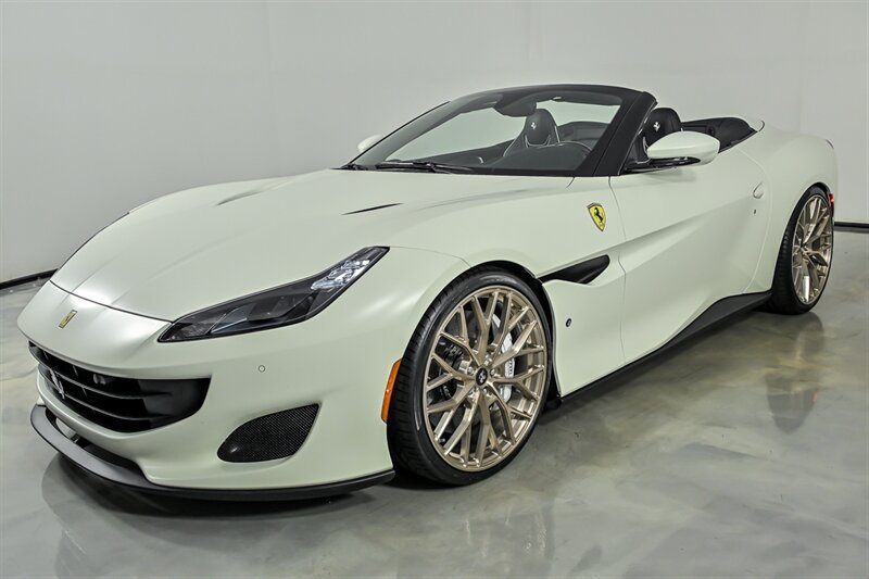 Used 2019 Ferrari Portofino RWD image 6