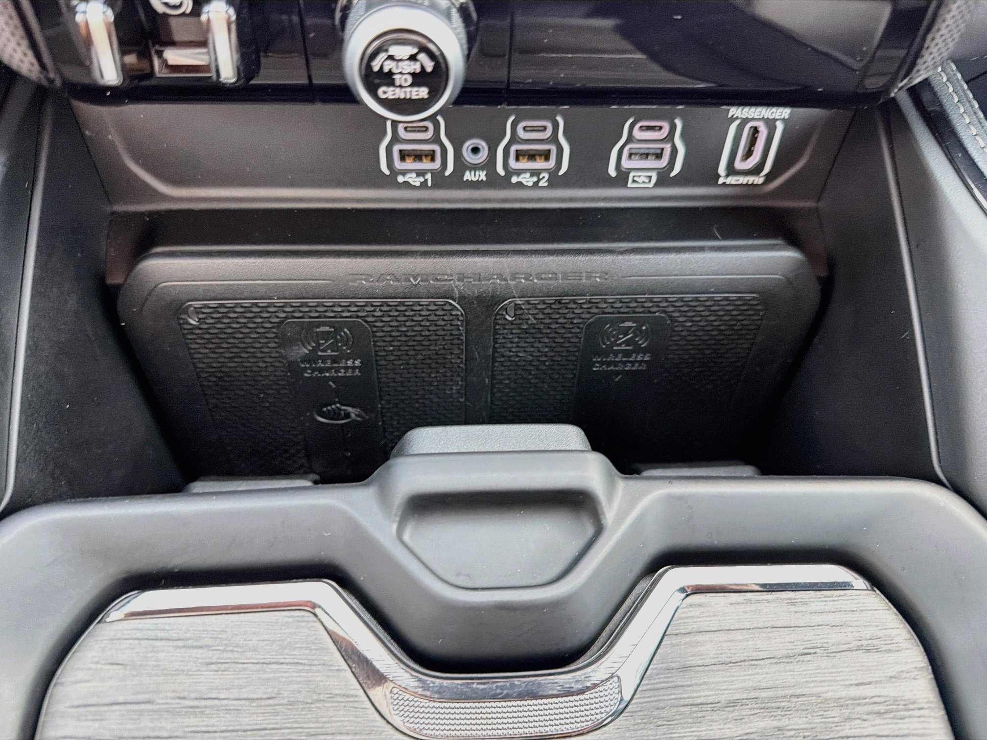 Used 2025 RAM 1500 Limited AWD/4WD image 29