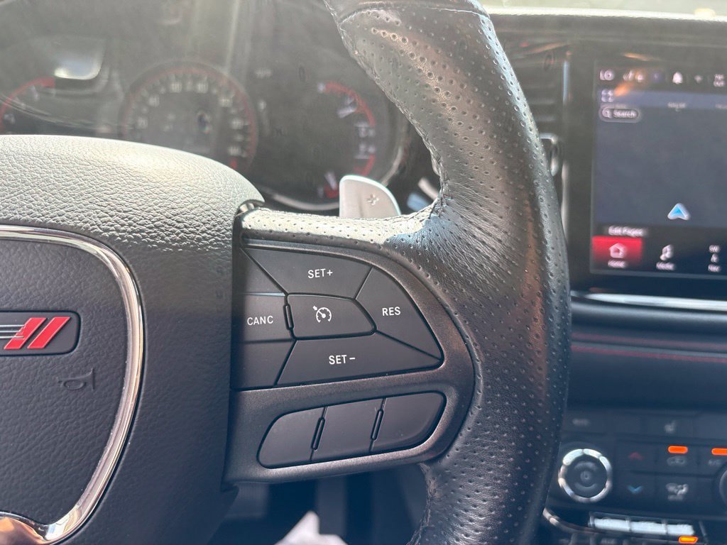 Used 2025 Dodge Durango GT RWD image 23