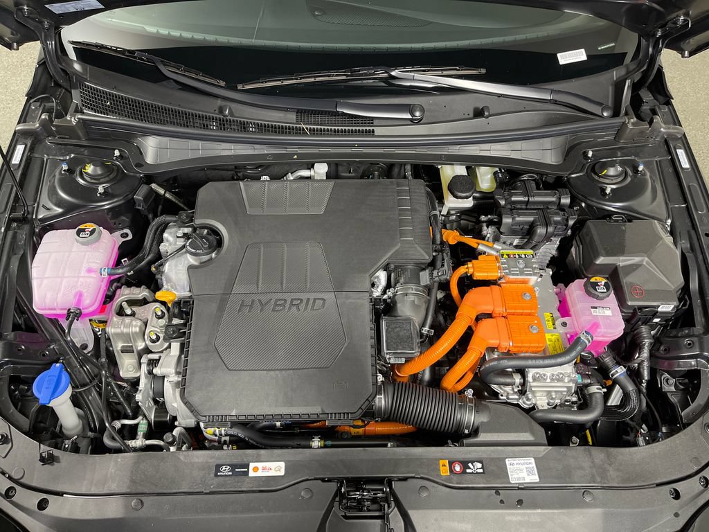 New 2026 Hyundai Elantra SEL FWD image 9
