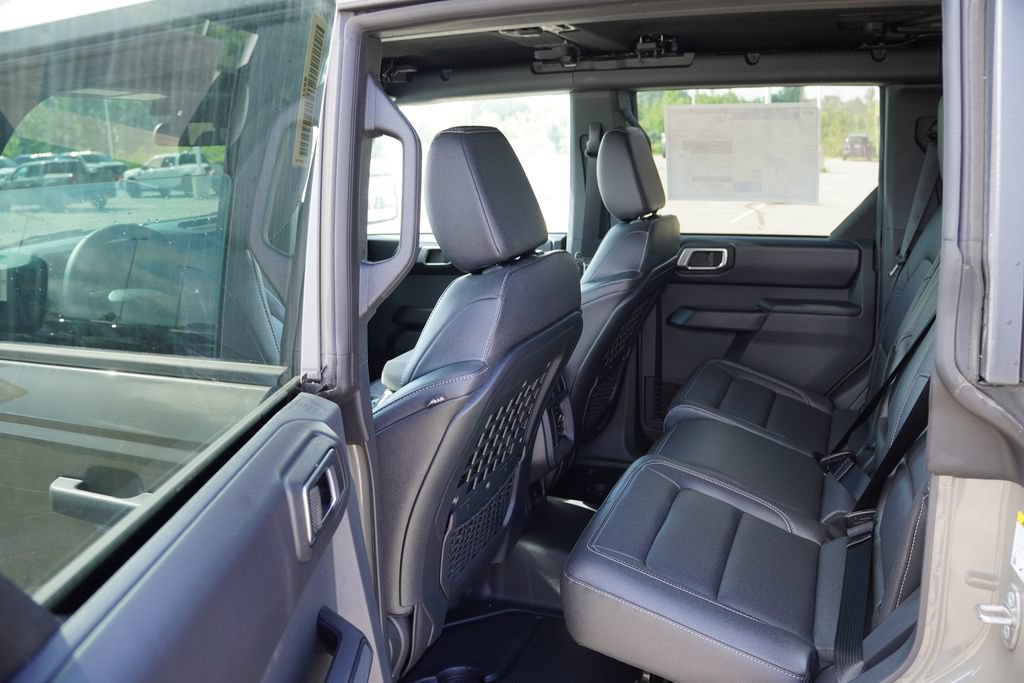 New 2025 Ford Bronco Badlands AWD/4WD image 11