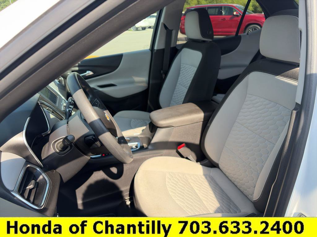 Used 2020 Chevrolet Equinox LS w/ LS Convenience Package AWD/4WD image 25