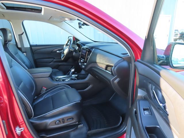 Used 2021 Chevrolet Traverse High Country AWD/4WD image 24