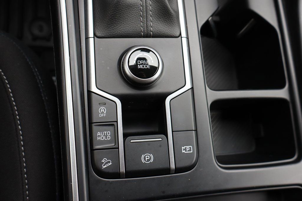 Used 2024 Kia Sorento LX image 10