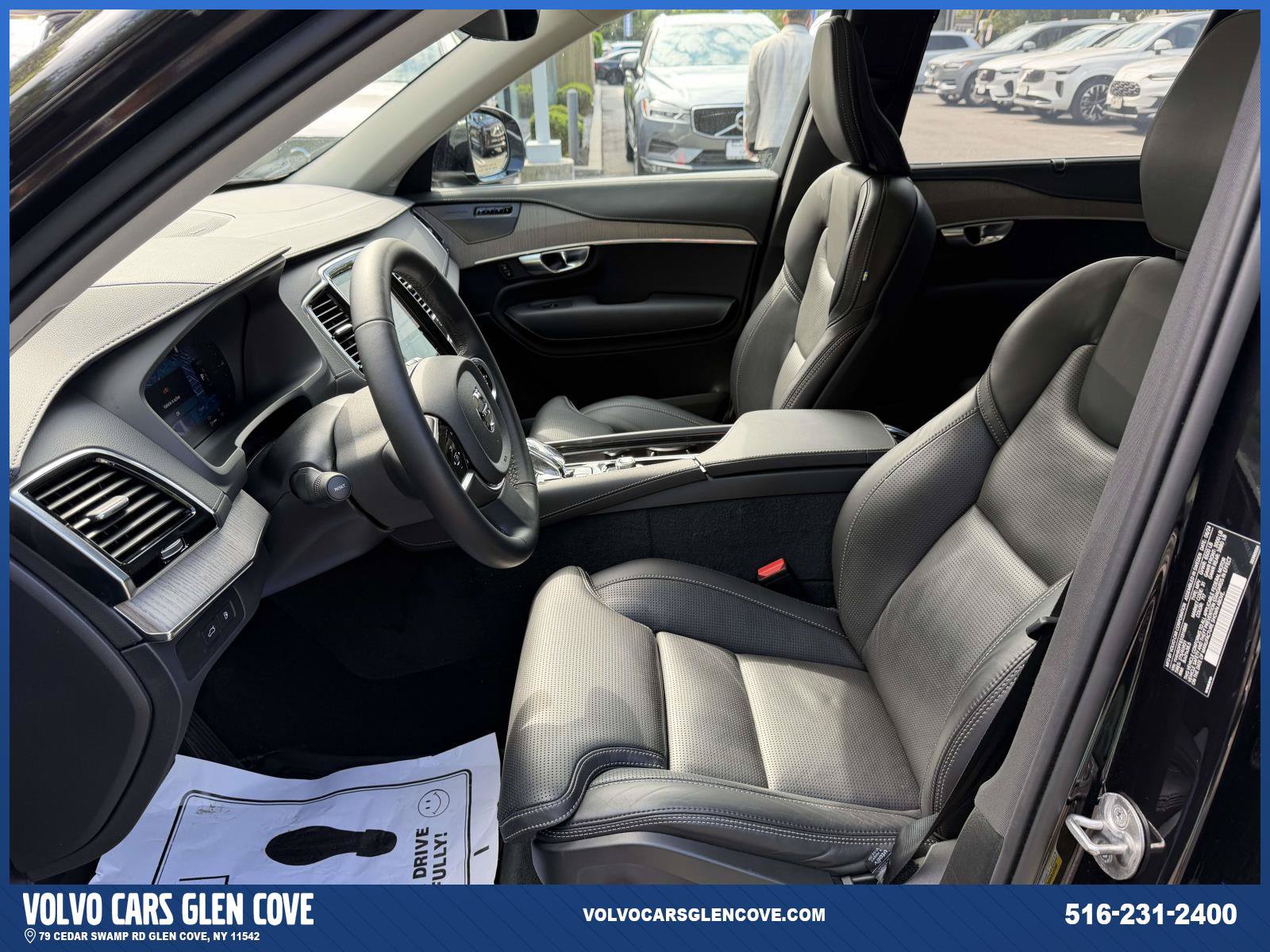 Used 2025 Volvo XC90 T8 Ultra w/ Protection Package Premier AWD/4WD image 17
