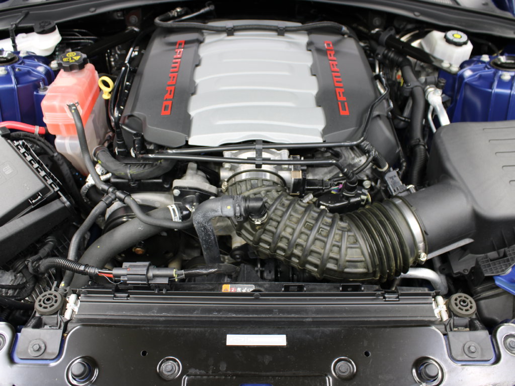 Used 2019 Chevrolet Camaro SS RWD image 27
