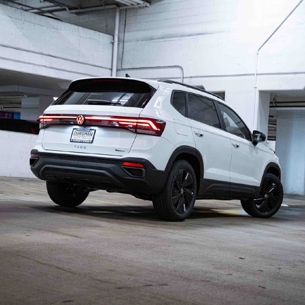 New 2027 Volkswagen Taos Sport AWD/4WD image 6