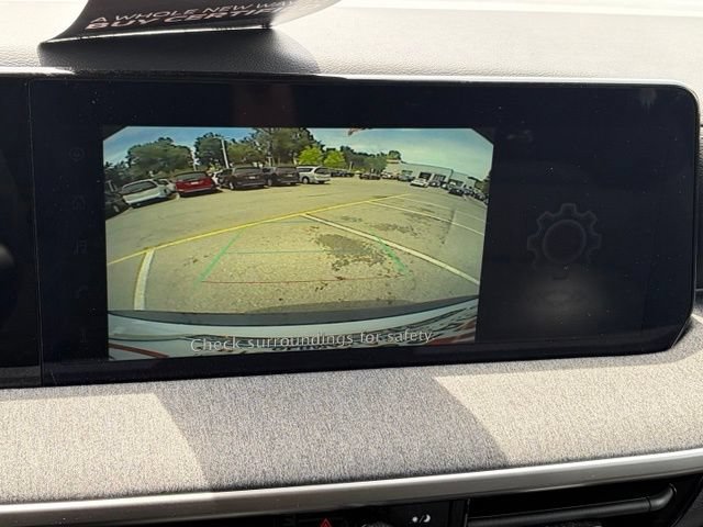 Certified 2025 Nissan Kicks SV AWD/4WD image 3