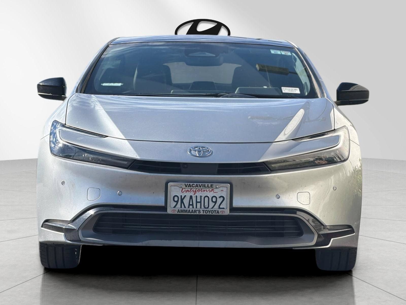 Used 2024 Toyota Prius Limited w/ Limited Premium Package FWD image 8