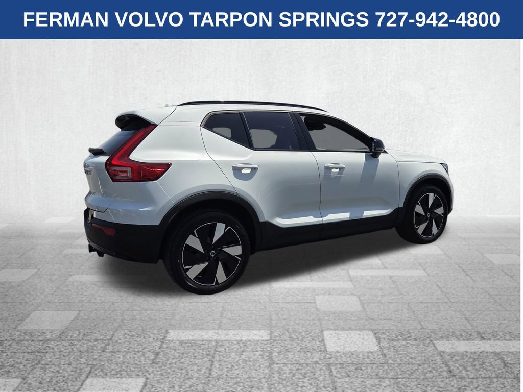New 2026 Volvo EX40 Plus AWD/4WD image 9