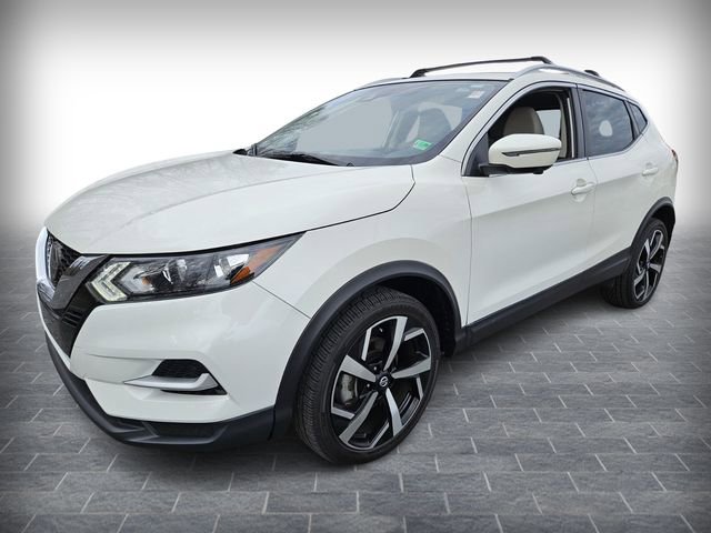 Used 2022 Nissan Rogue Sport SL image 3